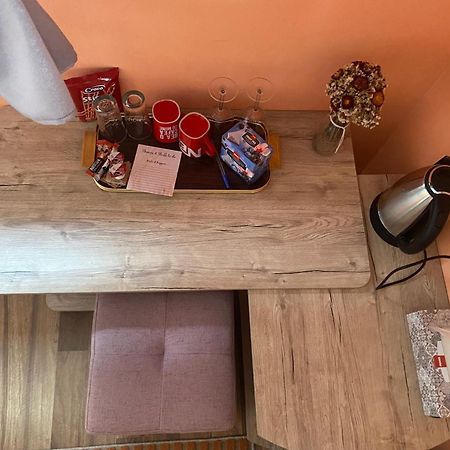 Casa Maya Орадеа Екстериор снимка